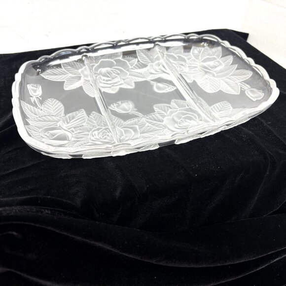 80’s Roses  Clear Glass Relish Party Tray  EUC - Picture 1 of 10